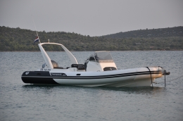 Bateau pneumatique semi-rigide Capelli Tempest 2018